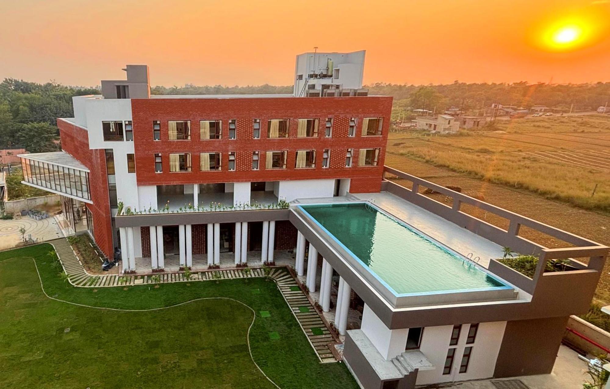 The Pearl Club Resort Shānti Niketan Eksteriør bilde