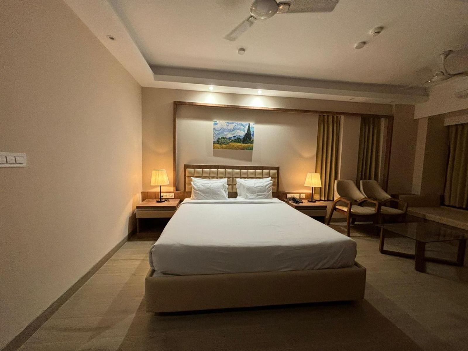 The Pearl Club Resort Shānti Niketan Eksteriør bilde