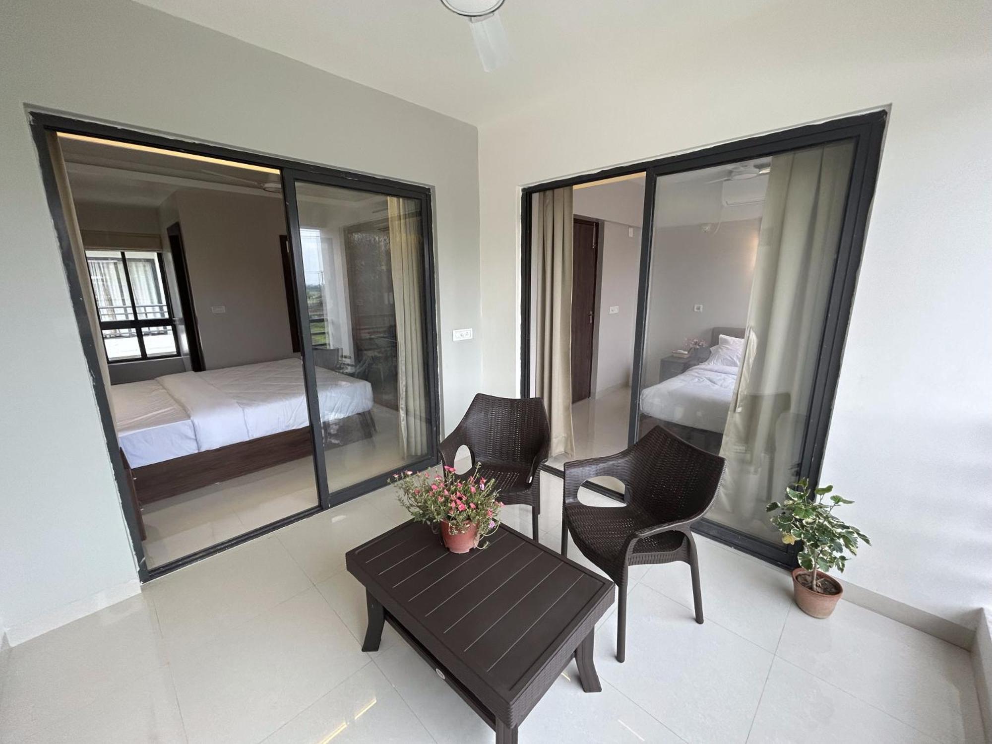 The Pearl Club Resort Shānti Niketan Eksteriør bilde