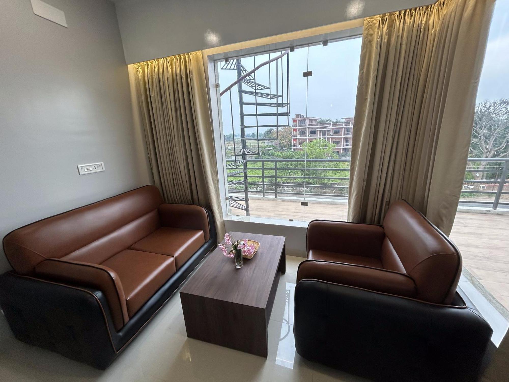 The Pearl Club Resort Shānti Niketan Eksteriør bilde