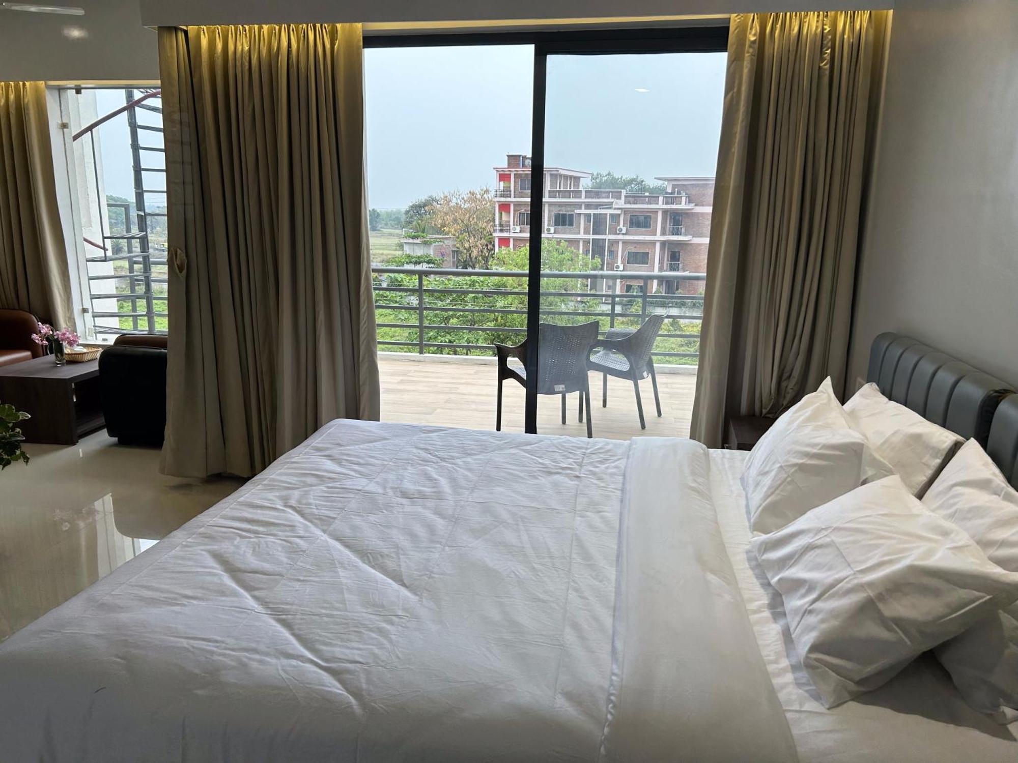 The Pearl Club Resort Shānti Niketan Eksteriør bilde
